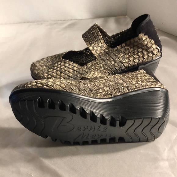 Bernie Mev Wedge Sandals Size 38 Woven Shoe Womens - Picture 8 of 16